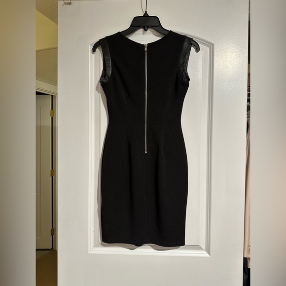 Black body con fitted mini dress with faux leather capped sleeve - Picture 2 of 2